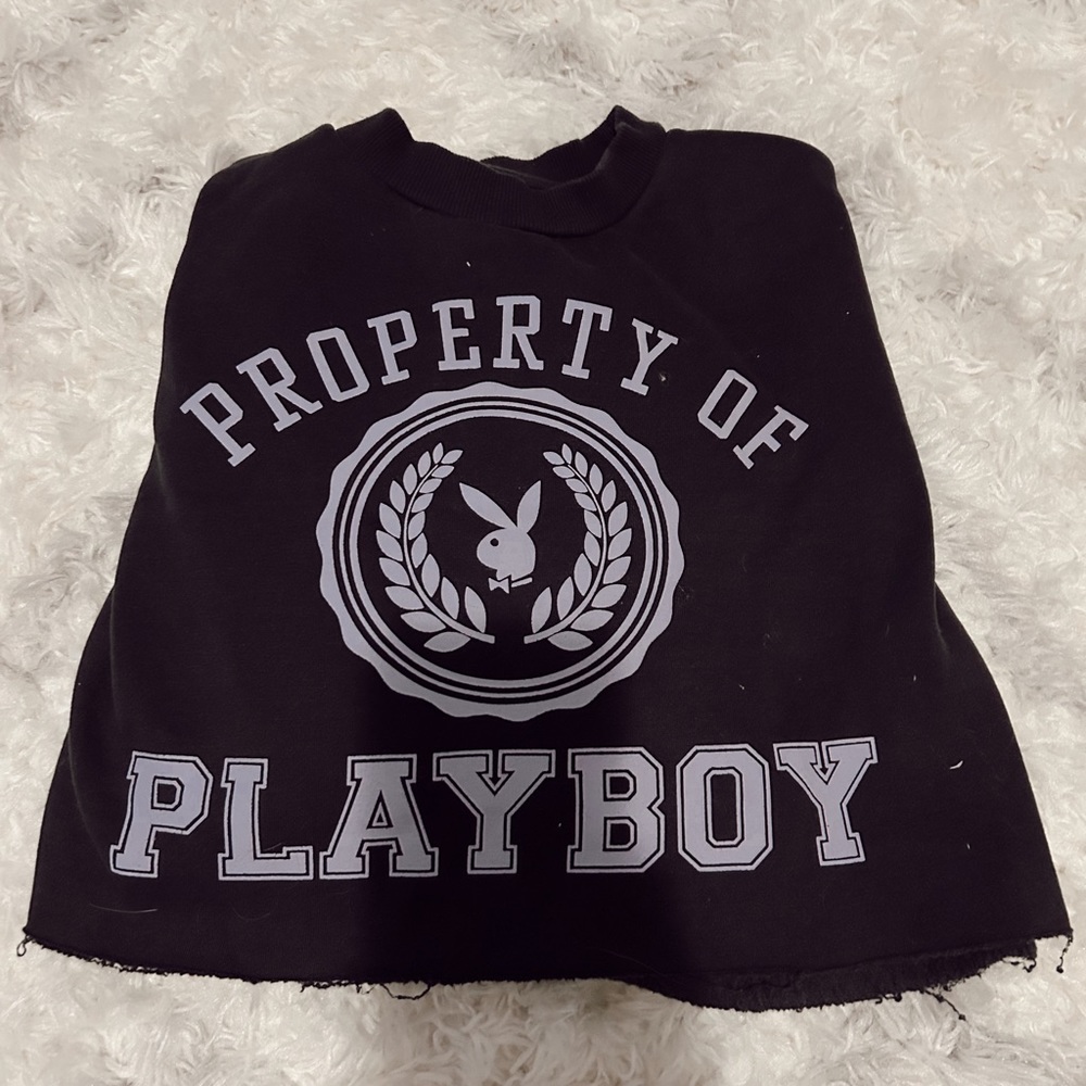 cropped play boy crew neck.